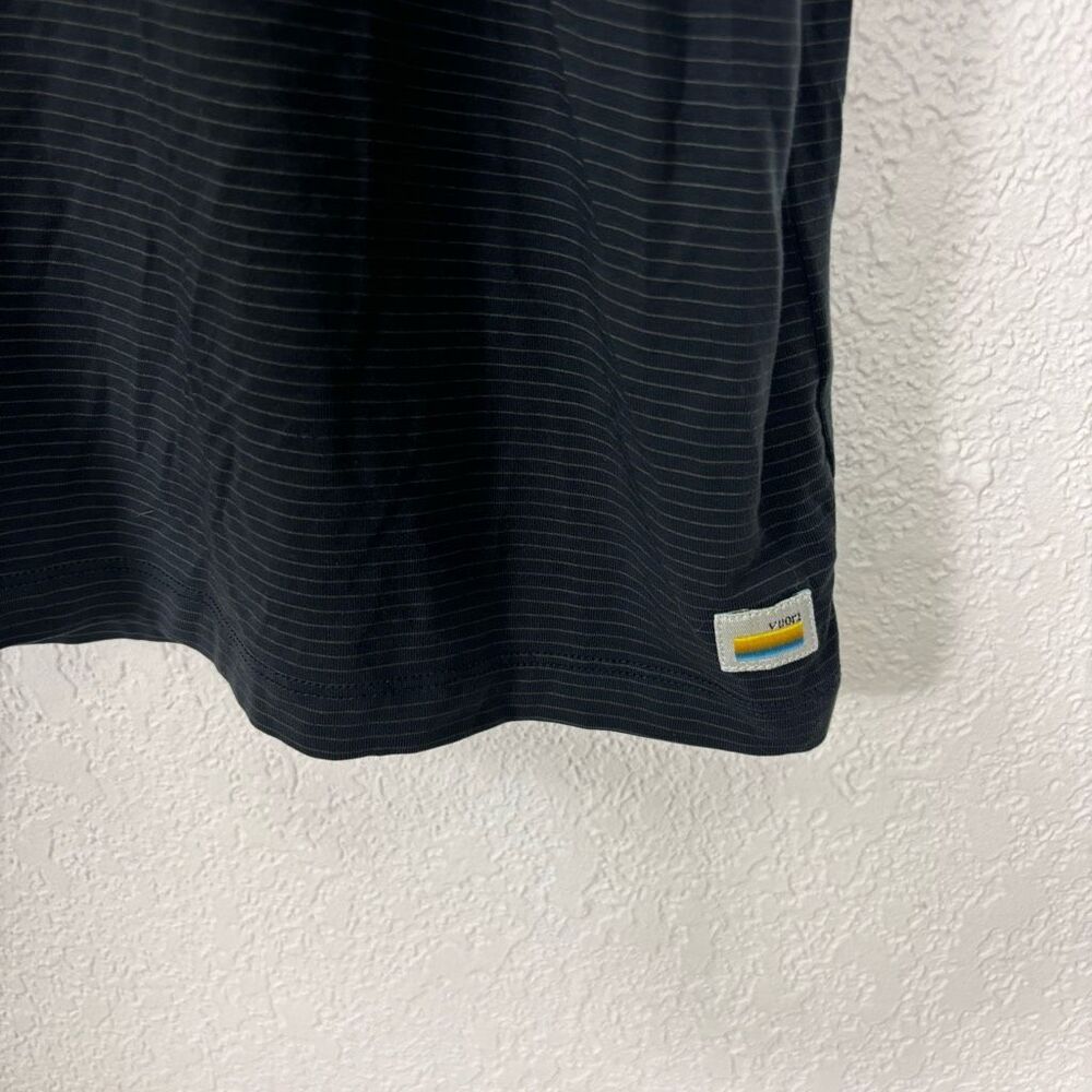 Vuori Black with Grey Striped Linear Tech Pocket Tshirt Size XL - Picture 5 of 7